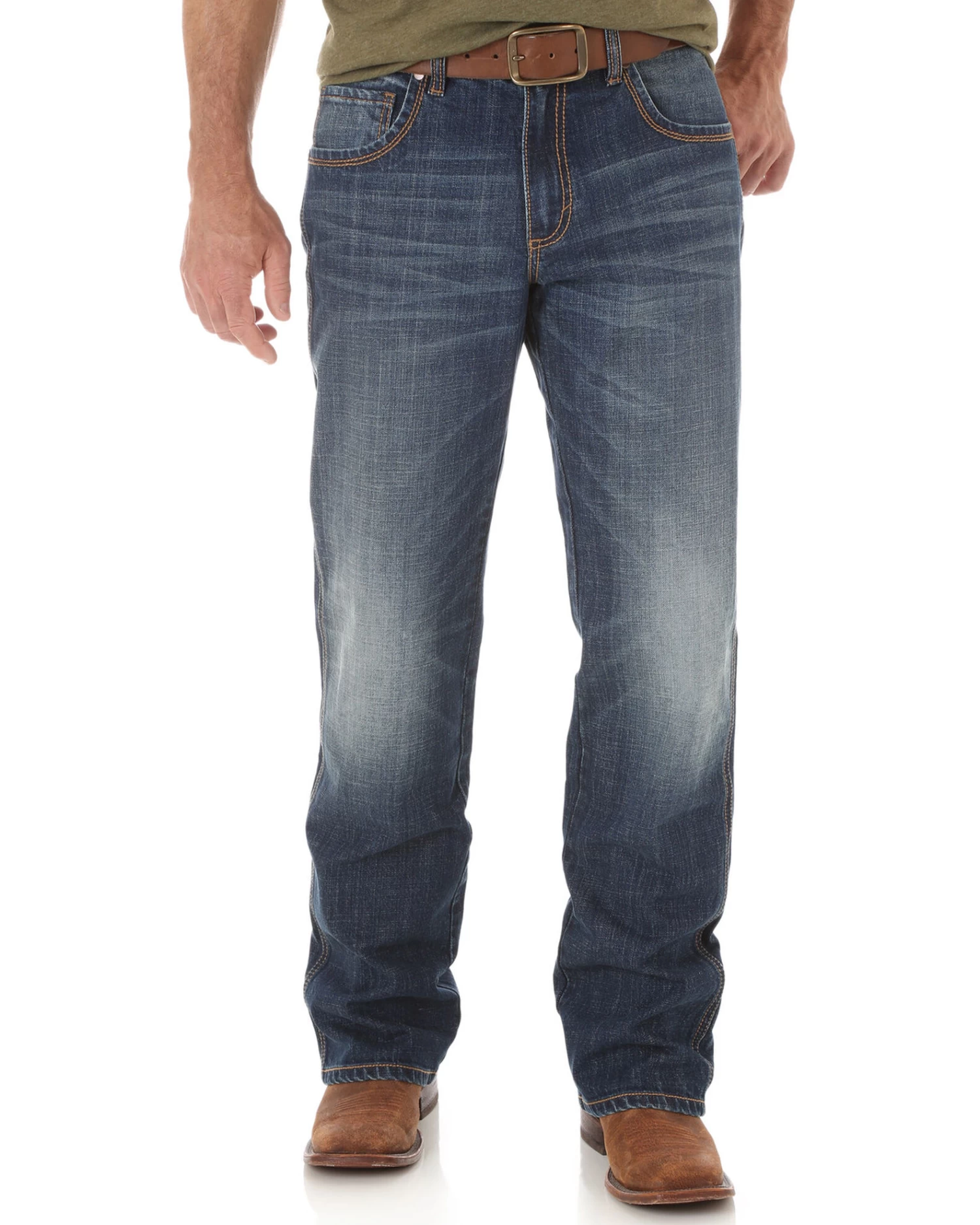 Wrangler Men's Retro Relaxed Fit Mid Rise Boot Cut Jeans - Image 3