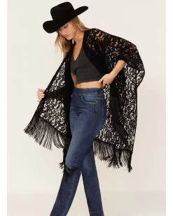 Shyanne Women's Floral Lace Fringe Shawl