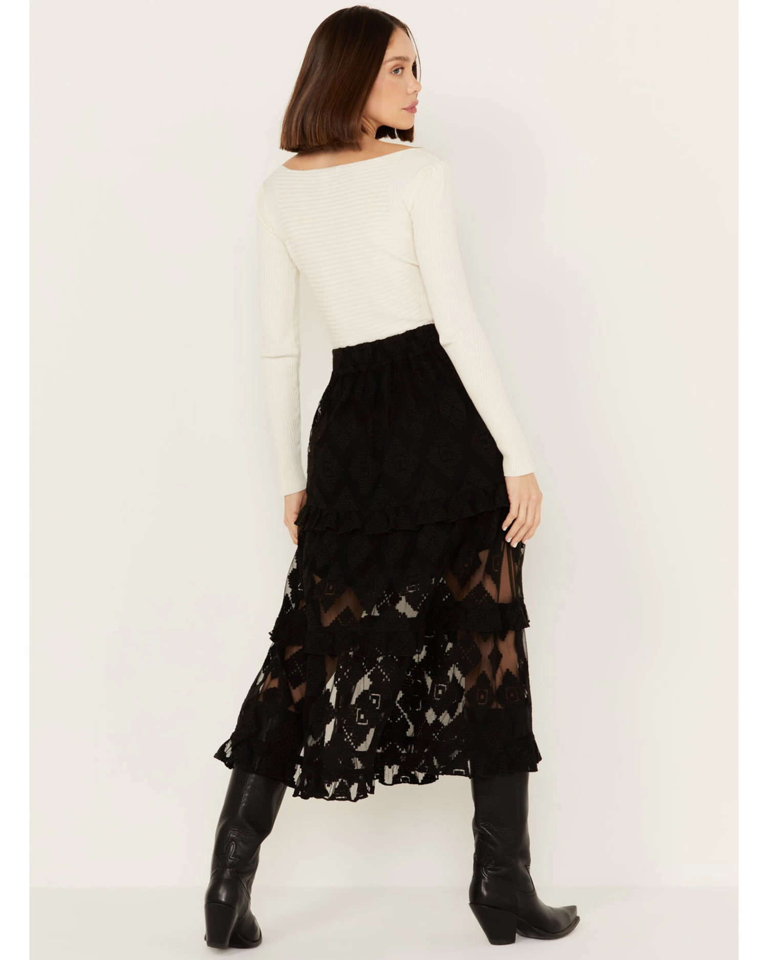 Shyanne Women's Diamond Embroidered Mesh Skirt - Image 4